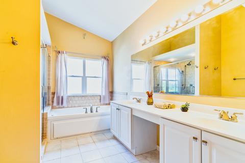 2229 Barrett Dr, Algonquin, IL 60102 photo 25