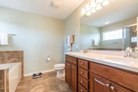 253 Jackson St, Gilberts, IL 60136 photo 12