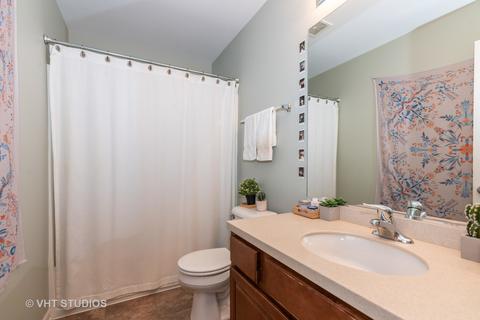 253 Jackson St, Gilberts, IL 60136 photo 16