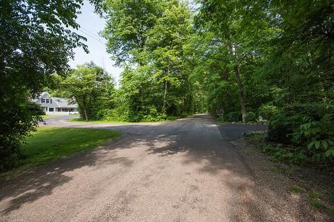 33 W672 Mare Barn Ln, Wayne, IL 60184 photo 25
