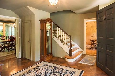 33 W672 Mare Barn Ln, Wayne, IL 60184 photo 3
