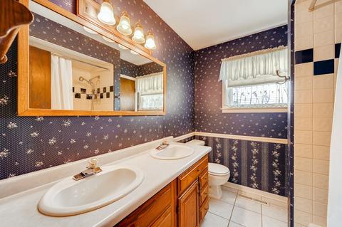 4542 Lincoln Ave, Rolling Meadows, IL 60008 photo 14