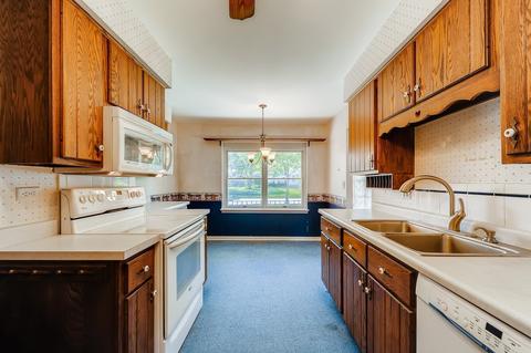 4542 Lincoln Ave, Rolling Meadows, IL 60008 photo 5