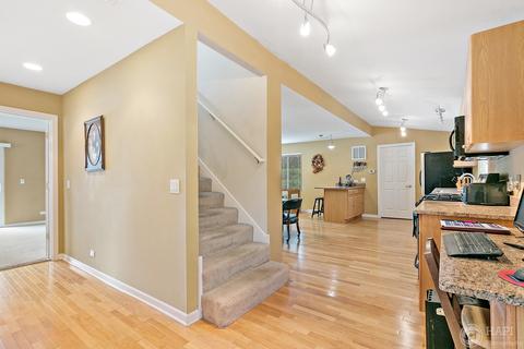 1504 River Terrace Dr, Johnsburg, IL 60051 photo 4