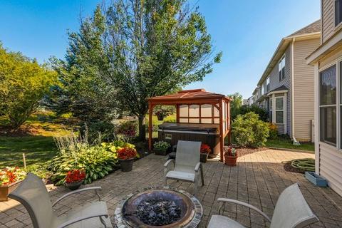 121 Hearthstone Dr, Bartlett, IL 60103 photo 33