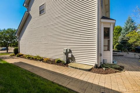 121 Hearthstone Dr, Bartlett, IL 60103 photo 38