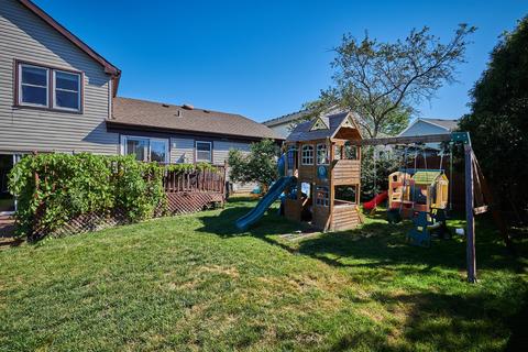 1225 John Dr, Hoffman Estates, IL 60169 photo 21