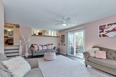 1225 John Dr, Hoffman Estates, IL 60169 photo 11