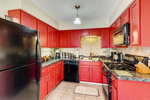 7205 S Ferdinand Ave, Bridgeview, IL 60455 photo 4