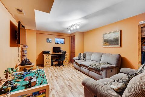 7205 S Ferdinand Ave, Bridgeview, IL 60455 photo 10