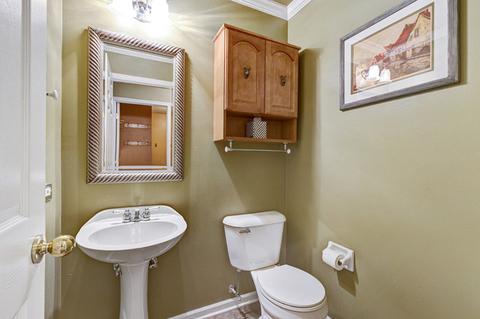 1449 Newcastle Ln, Bartlett, IL 60103 photo 13