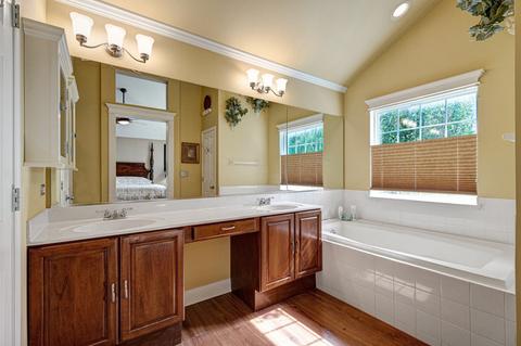 1449 Newcastle Ln, Bartlett, IL 60103 photo 19