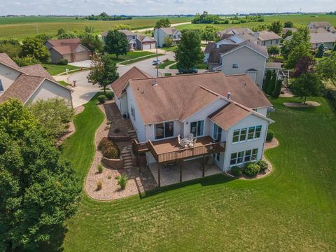 2498 Heather Ridge Dr, Normal, IL 61761 photo 2