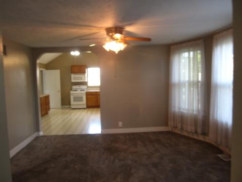 812 Bunn St, Bloomington, IL 61701 photo 18