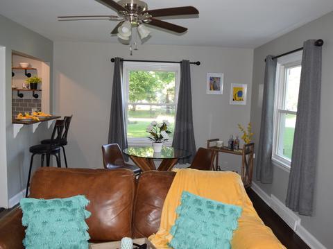 303 Meadows Ave, Bloomington, IL 61701 photo 3