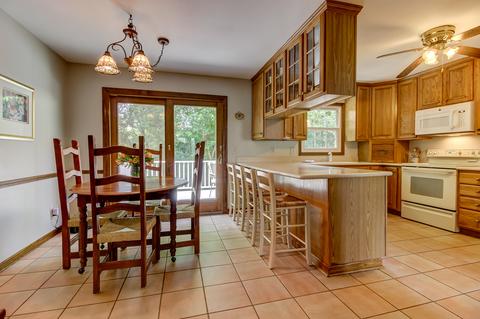 1211 Surrey Ct, Algonquin, IL 60102 photo 8