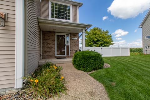 1912 Park West Dr, Normal, IL 61761 photo 2