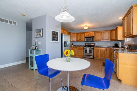 1912 Park West Dr, Normal, IL 61761 photo 10