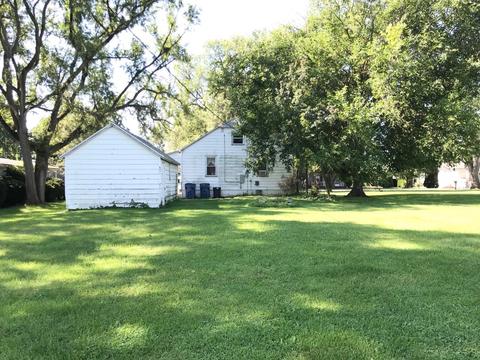 327 E Cleveland St, Cullom, IL 60929 photo 15