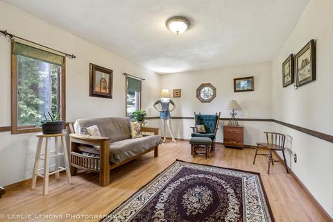 16276 Willrett Rd, Malta, IL 60150 photo 3