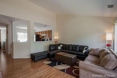 807 Addison Ave, Lombard, IL 60148 photo 4