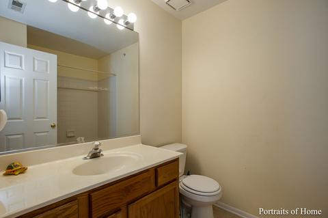 807 Addison Ave, Lombard, IL 60148 photo 14
