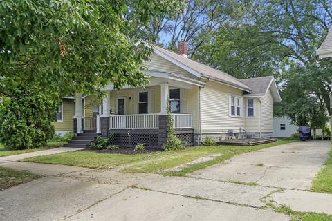 617 E Walnut St, Bloomington, IL 61701 photo 1