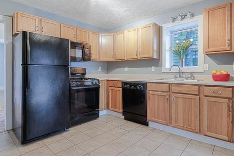 617 E Walnut St, Bloomington, IL 61701 photo 14