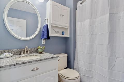 617 E Walnut St, Bloomington, IL 61701 photo 13