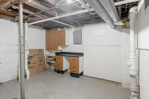 617 E Walnut St, Bloomington, IL 61701 photo 21