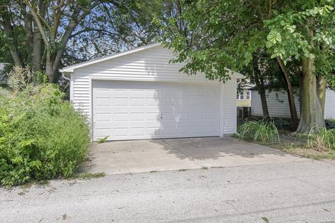 617 E Walnut St, Bloomington, IL 61701 photo 26