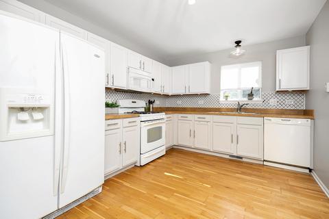 710 Deames St, Plano, IL 60545 photo 7