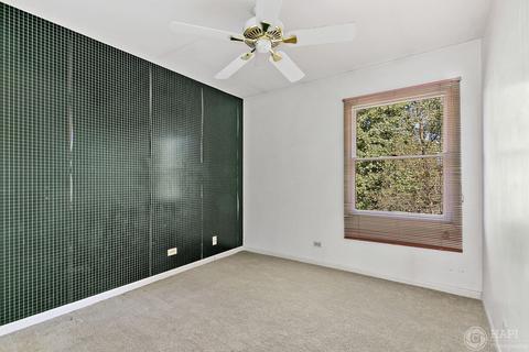 3910 Whispering Trails Dr, Hoffman Estates, IL 60192 photo 13