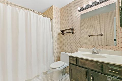 3910 Whispering Trails Dr, Hoffman Estates, IL 60192 photo 16