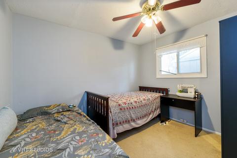 255 Grissom Ln, Hoffman Estates, IL 60169 photo 10