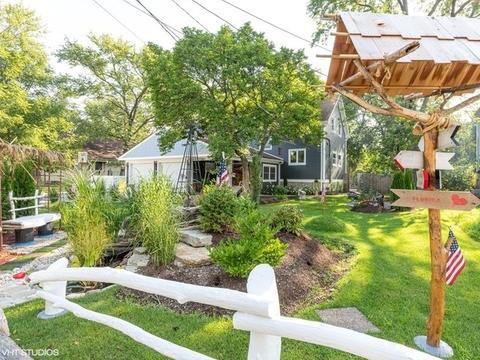 9039 Delphia Ave, Des Plaines, IL 60016 photo 4