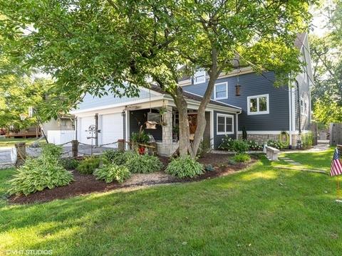 9039 Delphia Ave, Des Plaines, IL 60016 photo 2