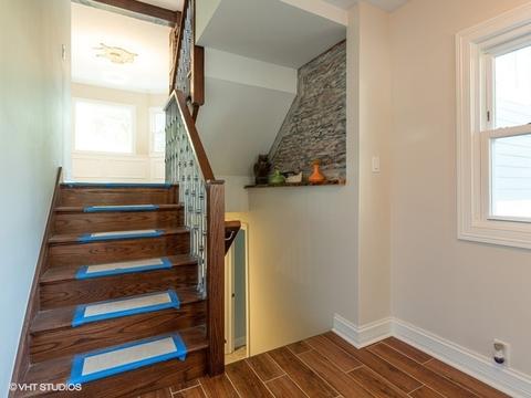 9039 Delphia Ave, Des Plaines, IL 60016 photo 8