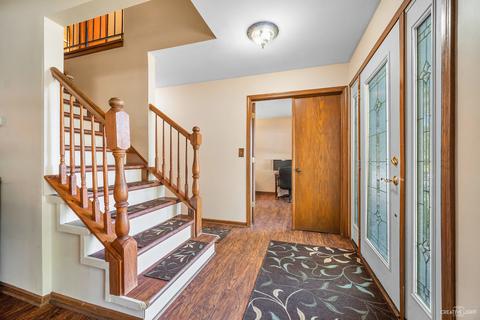 310 S Hickory Ave, Bartlett, IL 60103 photo 4