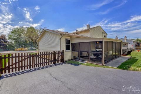2316 E Grand Ave E, Lindenhurst, IL 60046 photo 23