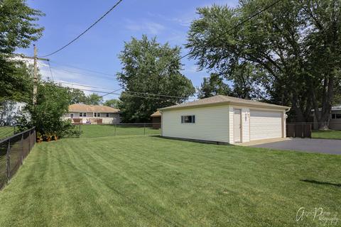 2316 E Grand Ave E, Lindenhurst, IL 60046 photo 27