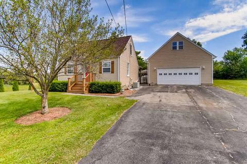 10 N983 Maple St, Elgin, IL 60123 photo 2