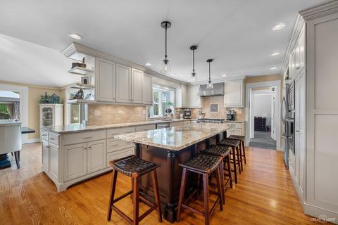 1941 Keim Dr, Wheaton, IL 60189 photo 14