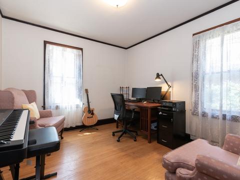 424 Griswold St, Elgin, IL 60123 photo 8