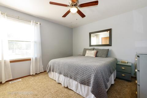 1130 Perry Dr, Algonquin, IL 60102 photo 7
