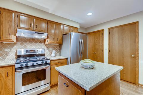 1613 California Ave, Rolling Meadows, IL 60008 photo 10