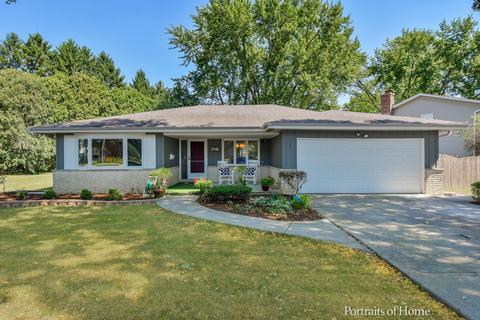 1611 Mayo Ave, Wheaton, IL 60189 photo 1