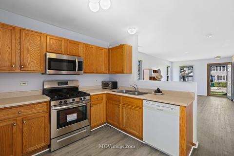 941 E Savannah Dr, Romeoville, IL 60446 photo 7