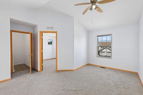 941 E Savannah Dr, Romeoville, IL 60446 photo 16