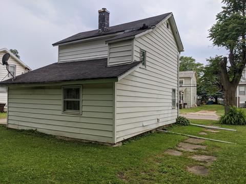 315 W Carpenter St, Freeport, IL 61032 photo 21